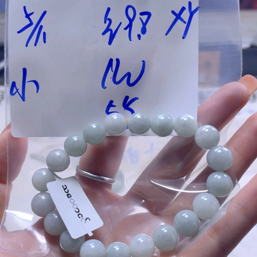 【闪购商品】定制翡翠未镶嵌小*哥翡翠