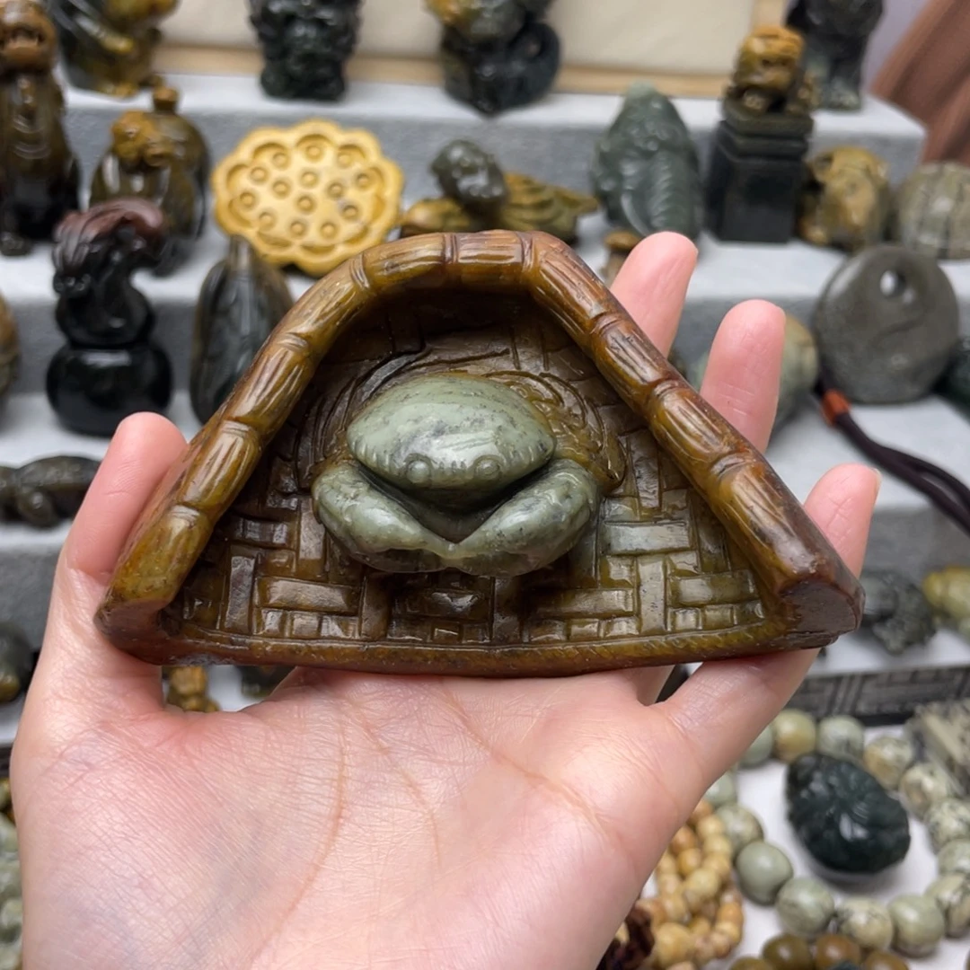 岫岩河磨玉（透闪石质玉）未镶嵌把件