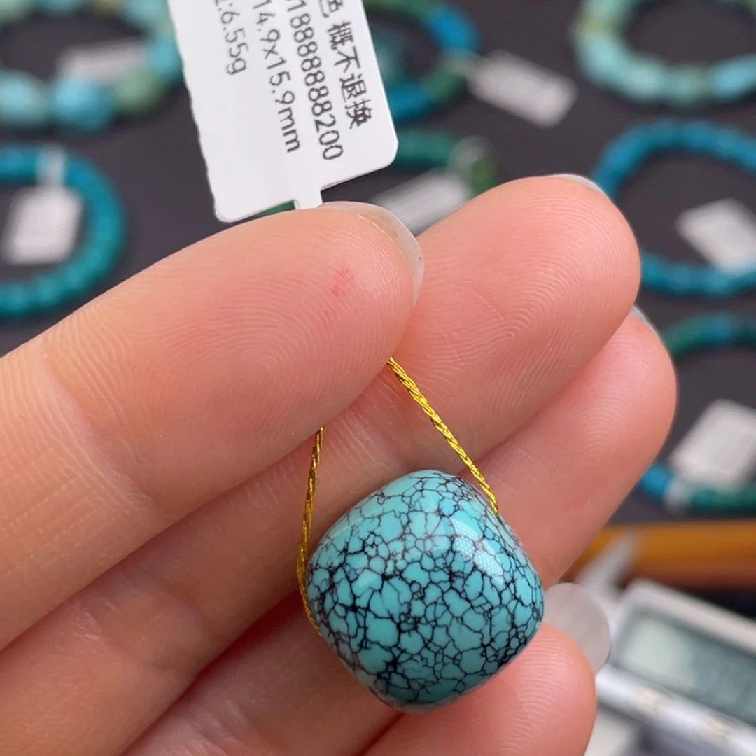 未镶嵌绿松石珠宝奇石