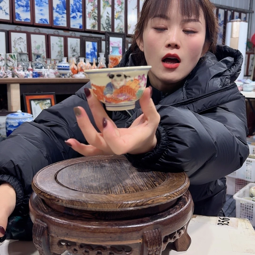 摆件瓷/////景德镇陶瓷瓷器。杯。