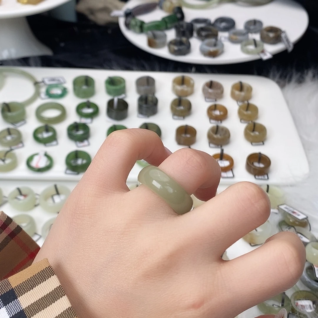 和田玉（糖玉）未镶嵌戒指G53晴水轮胎17.1