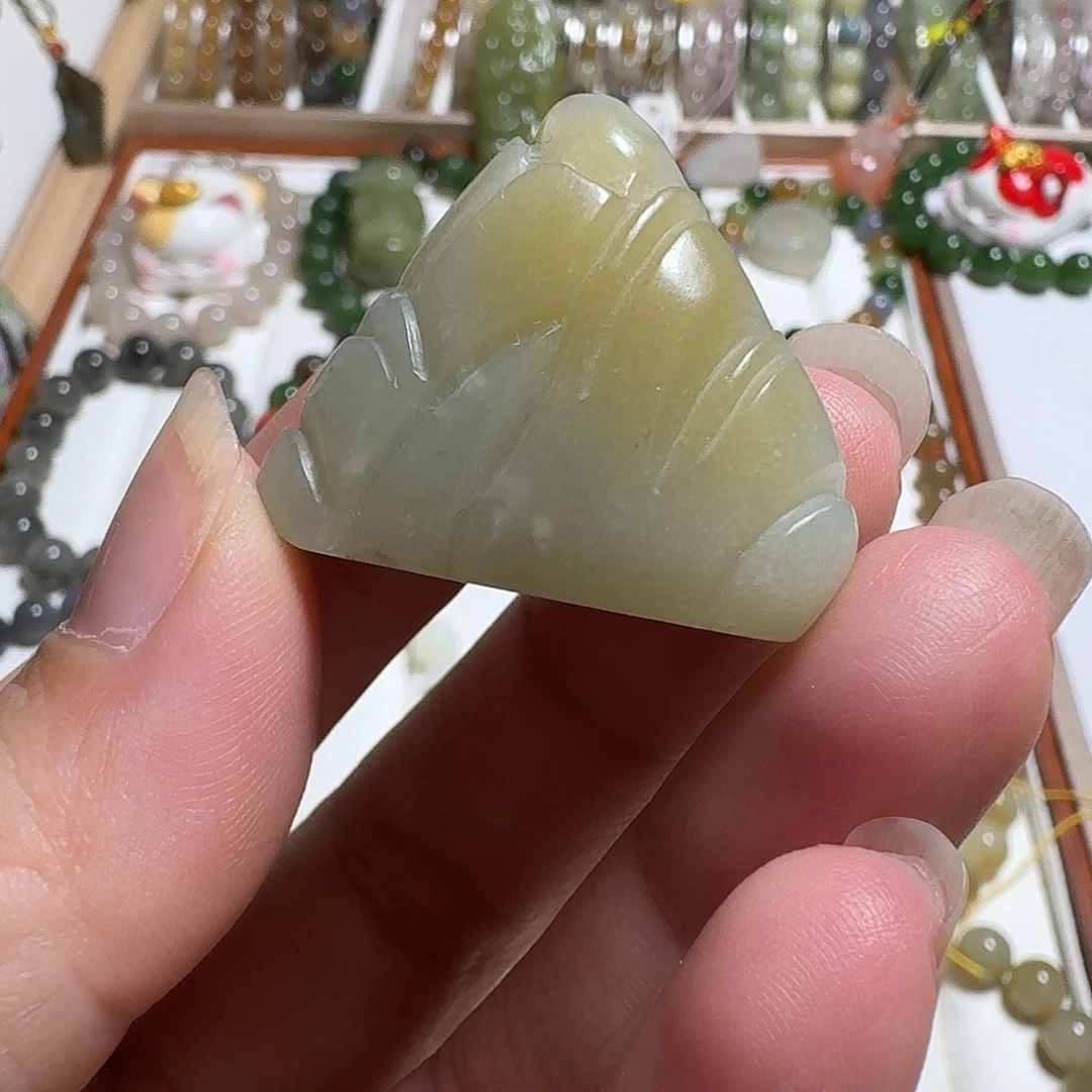 和田玉未镶嵌珠宝奇石