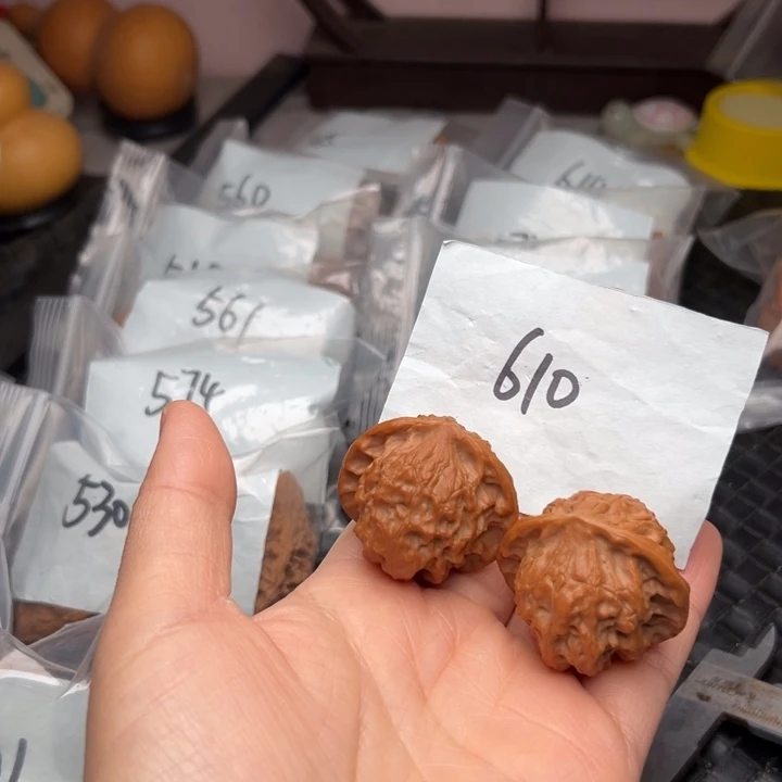 核桃39尺寸玉玲珑