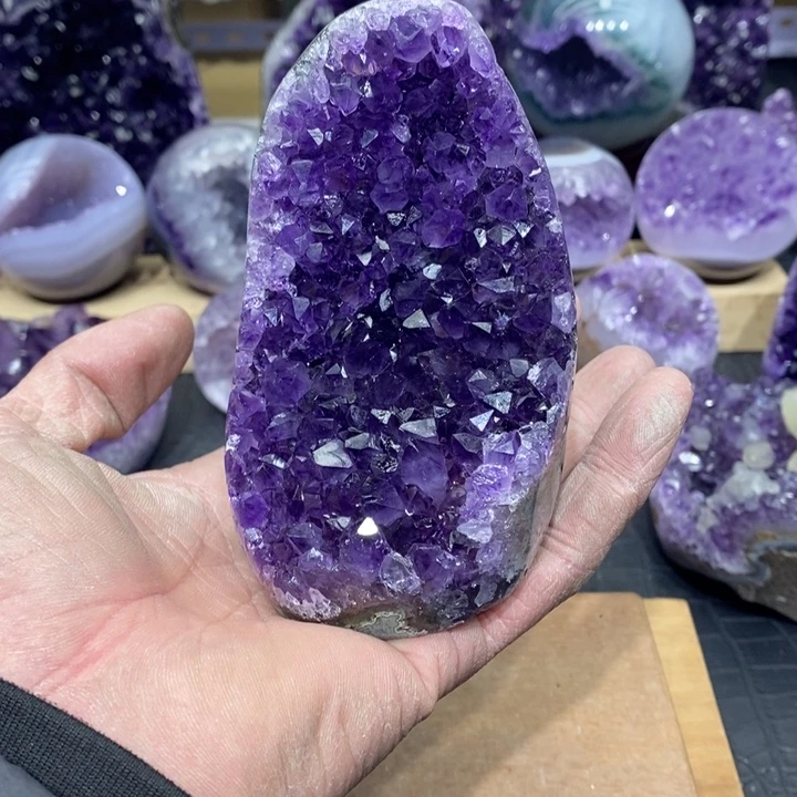大型摆件（非配饰）紫晶未镶嵌