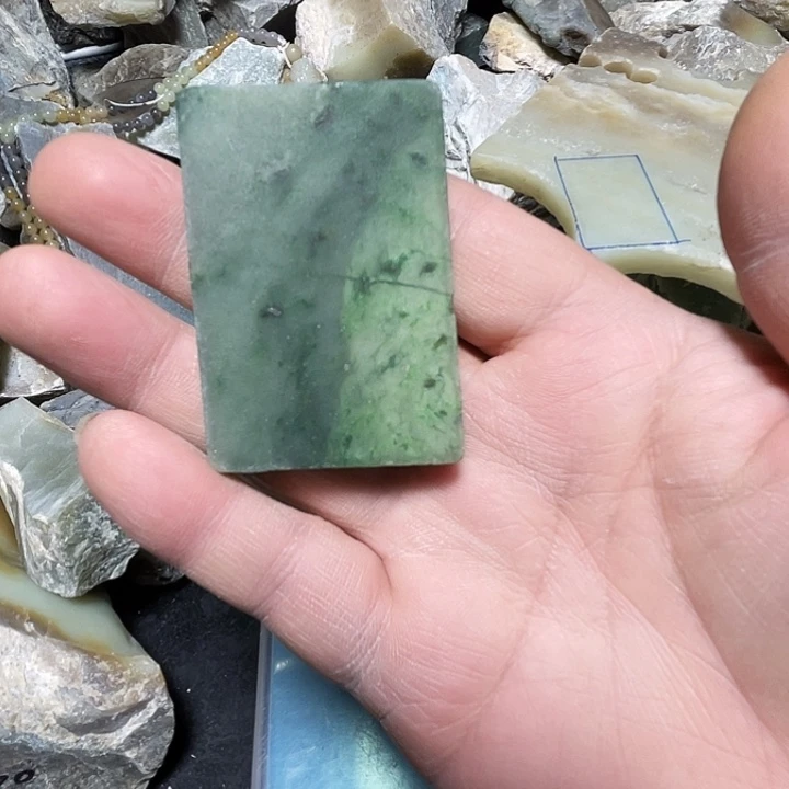 和田玉（糖玉）未镶嵌手镯