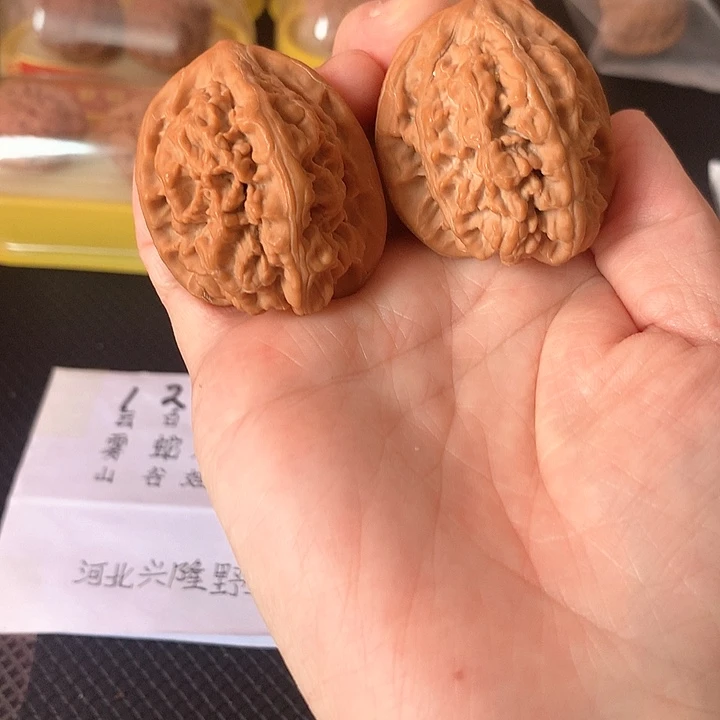 文玩核桃吊坠39尺称德粗筋