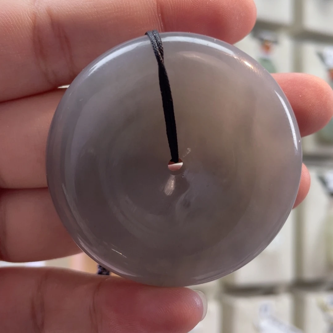 云***石和田玉未镶嵌颈饰