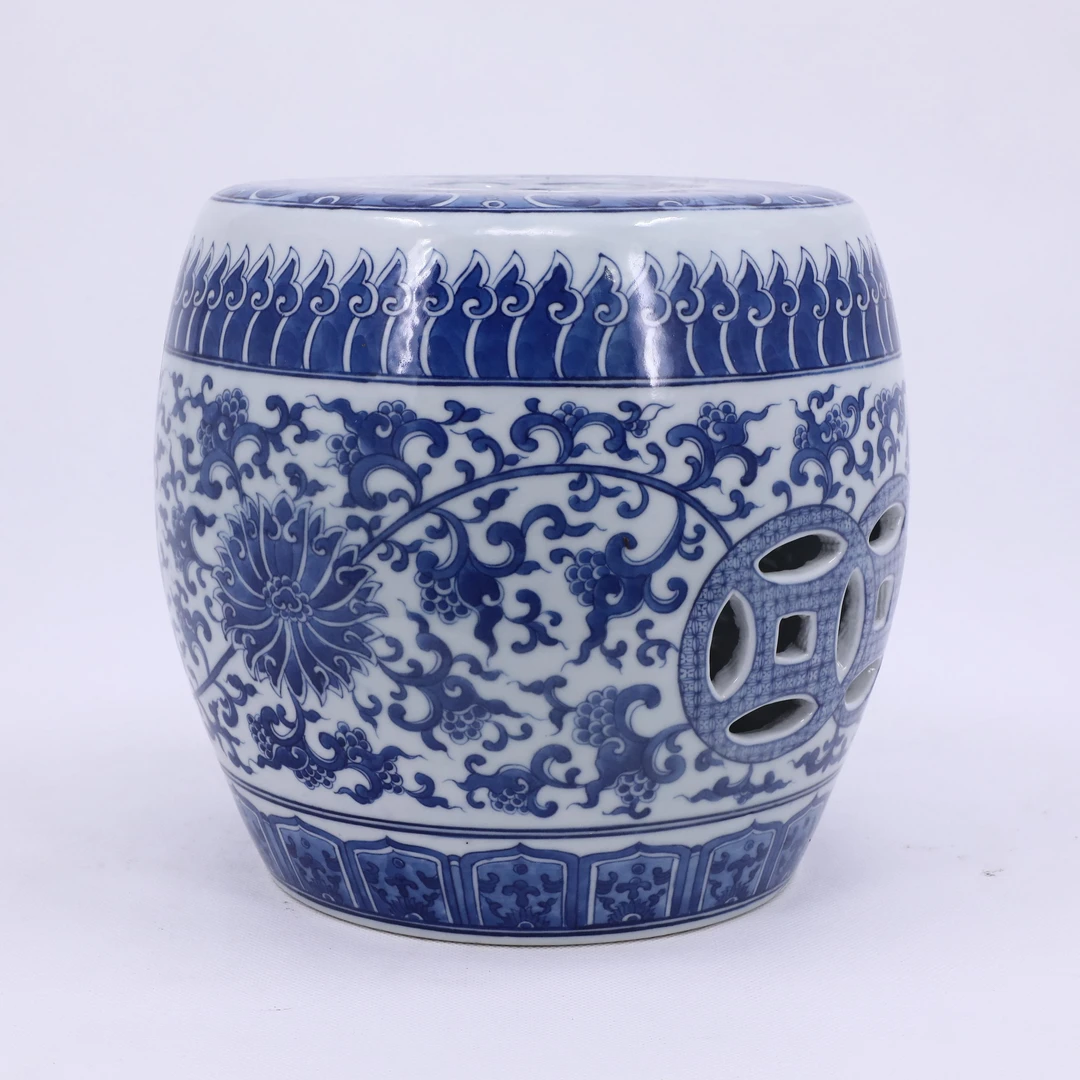 古董/古玩/瓷器/青花缠枝纹绣墩LOT1101/老物件