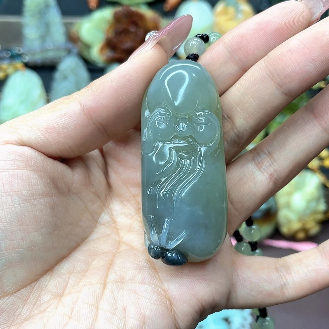 蛇纹石玉挂件未镶嵌