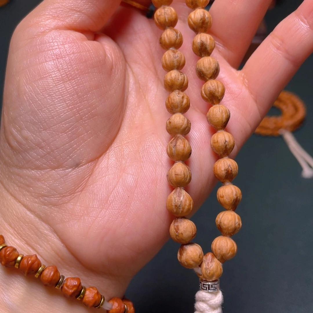 柏香籽/百香籽吊坠莲花手持