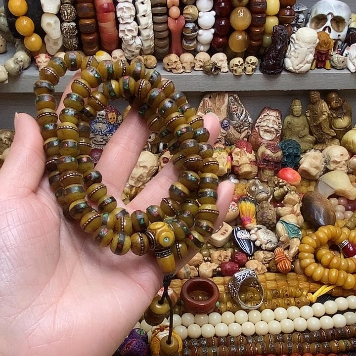 吊坠龙脊菩提李*牛嘎