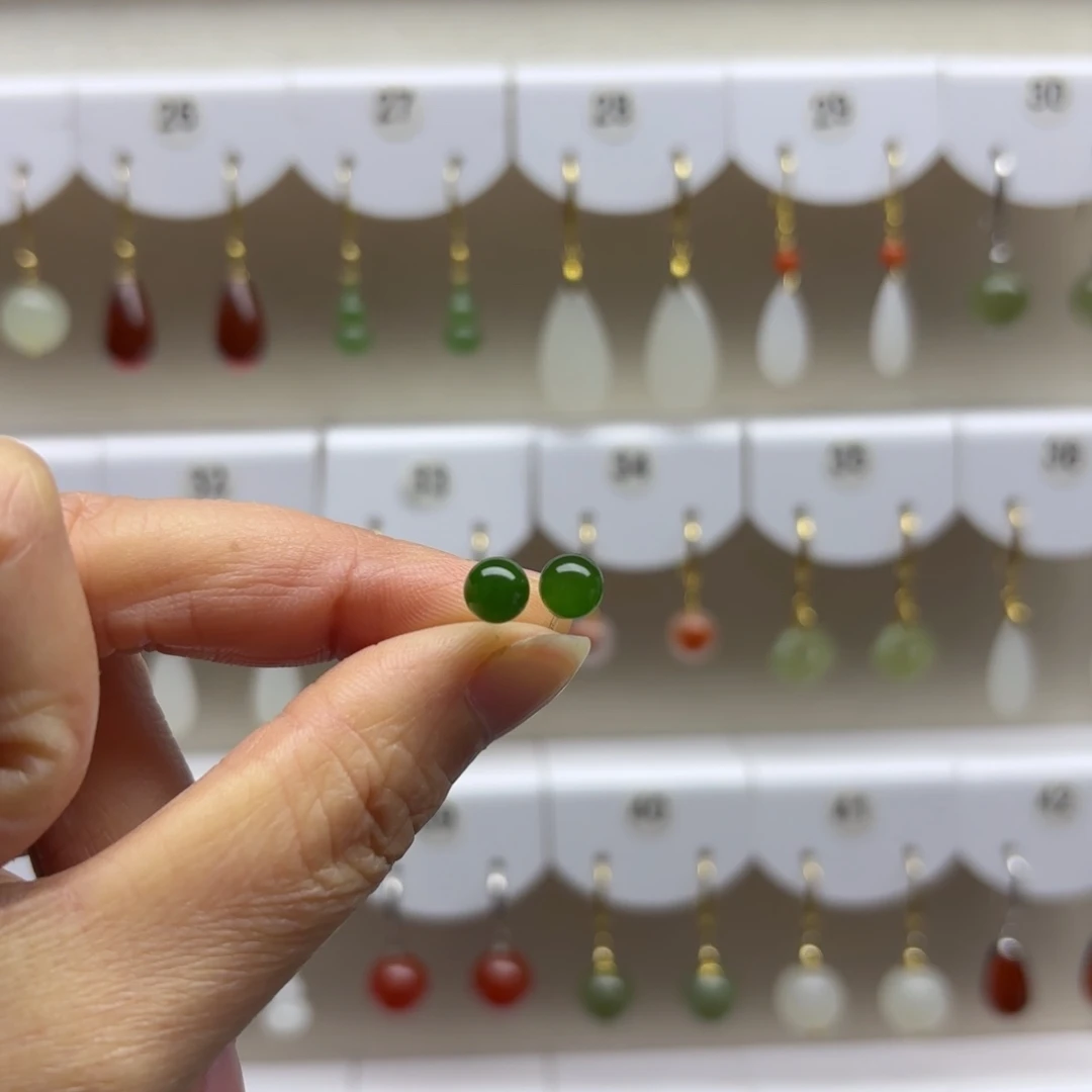 和田玉银S925镶嵌耳饰6mm