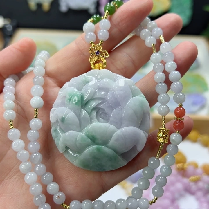 颈饰未镶嵌翡翠吊坠