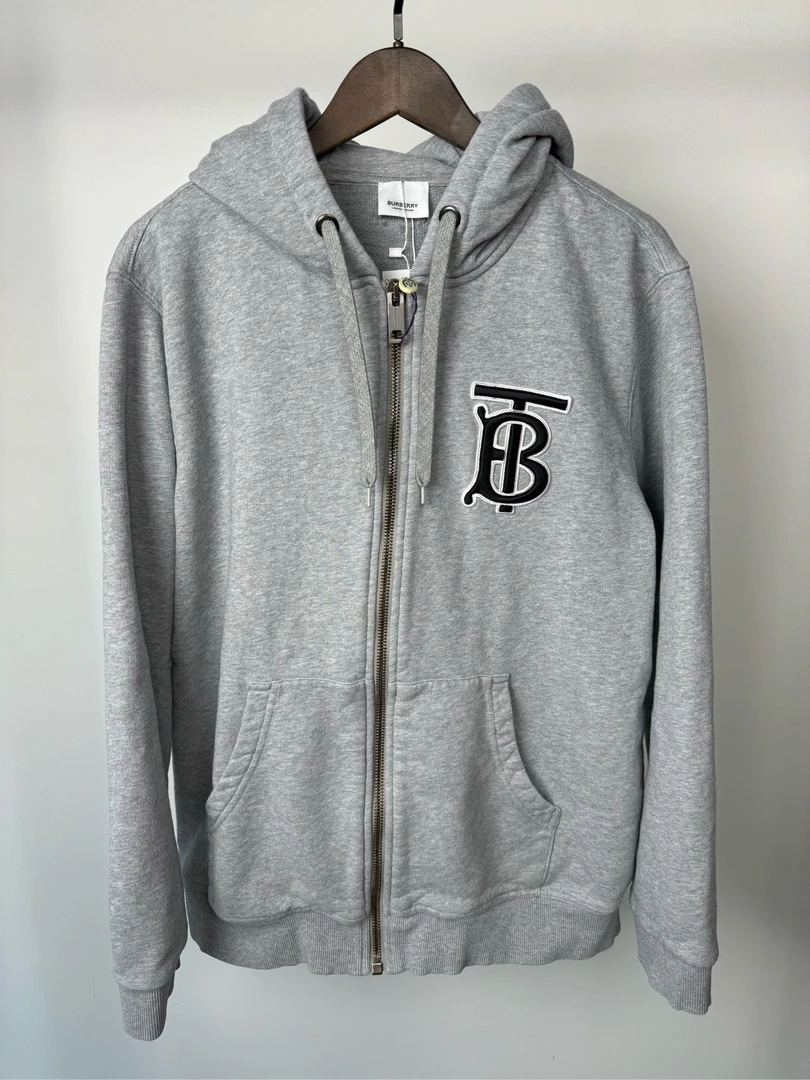 未使用 BURBERRY/博柏利 灰色刺绣字母TB外套/L码/252122
