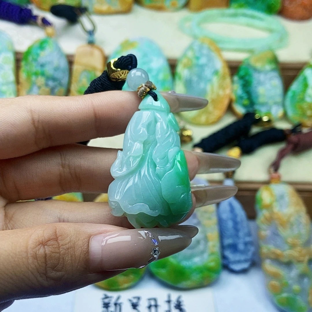 定制翡翠未镶嵌翡翠