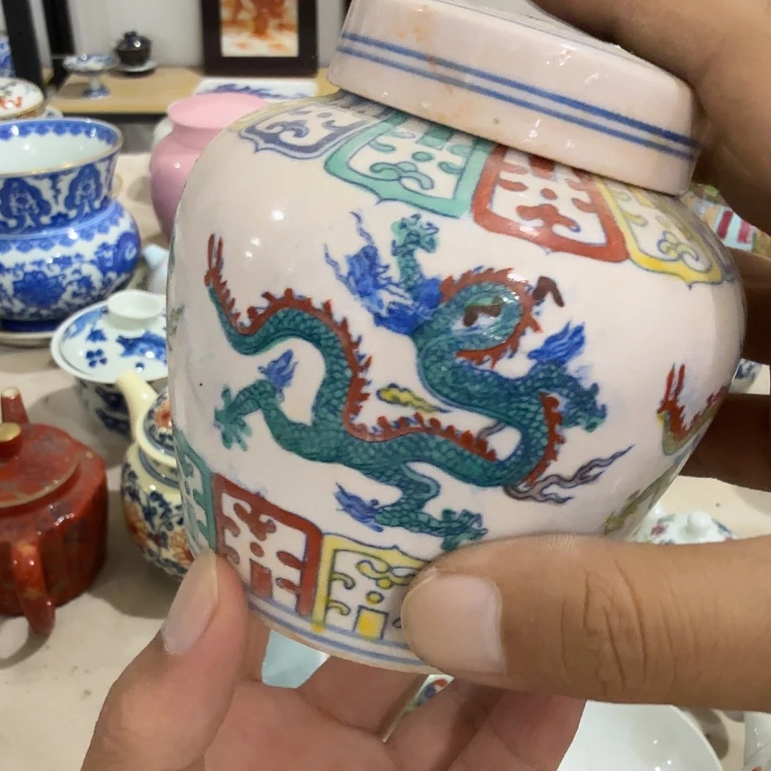 瓷片摆件等方式在不同行业