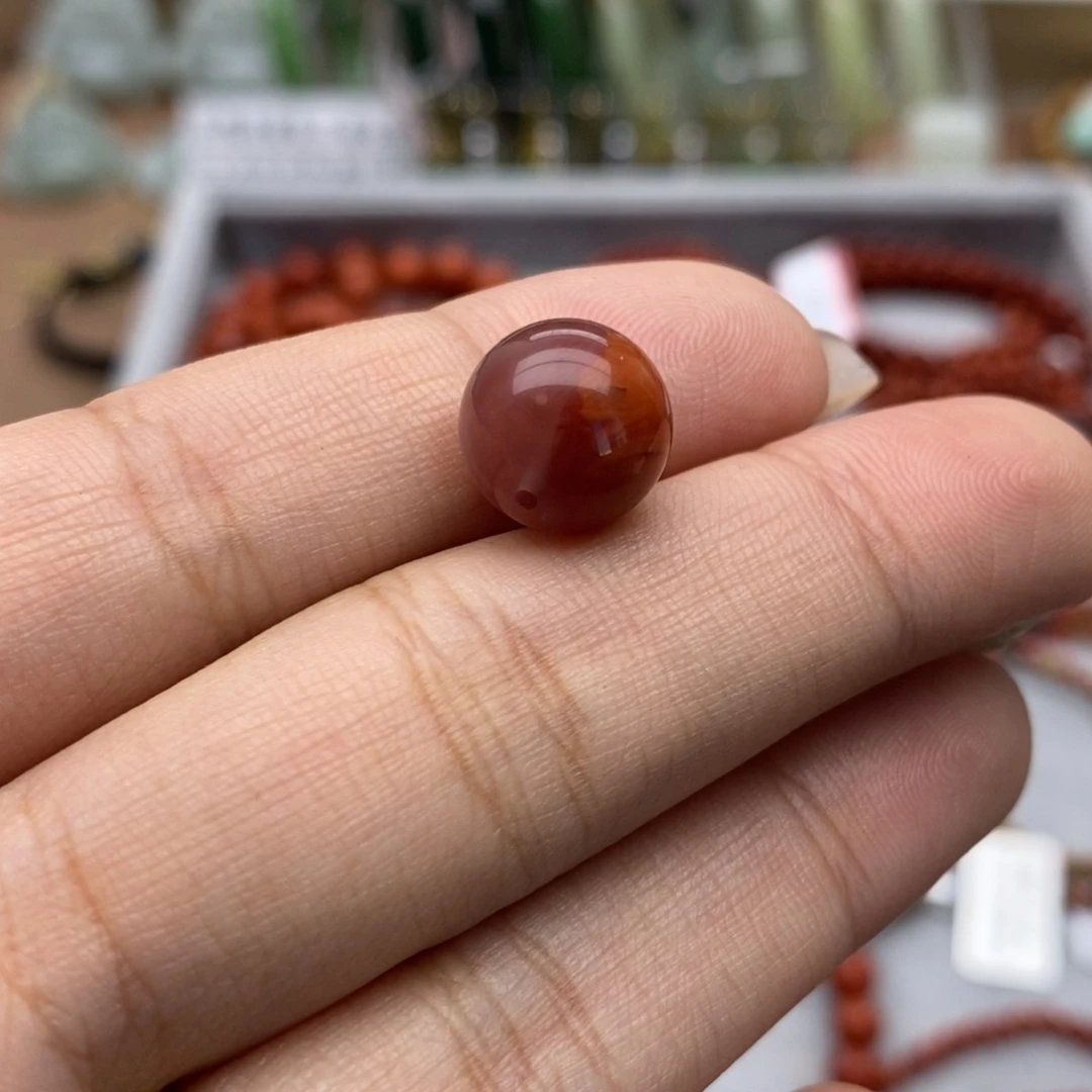 颈饰未镶嵌南红玛瑙N***?