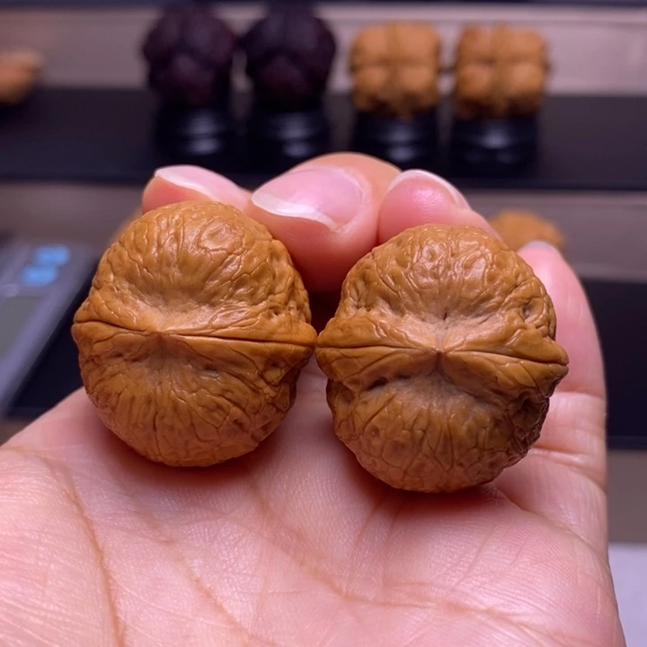 把件文玩核桃粗筋铁蛋35