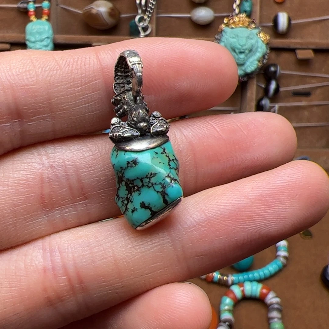 银S925镶嵌绿松石珠宝奇石