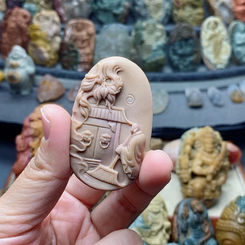 【闪购商品】定制石英质玉吊坠未镶嵌