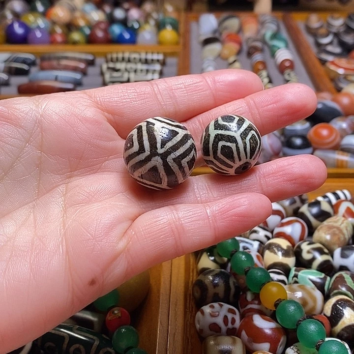 大***秦玛瑙/玉髓未镶嵌手串