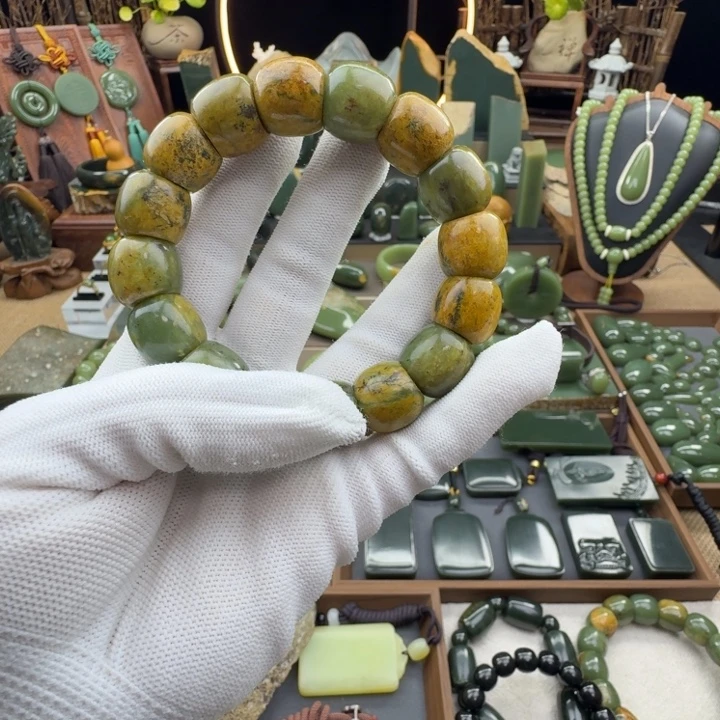 大***东岫岩河磨玉（透闪石质玉）未镶嵌手串