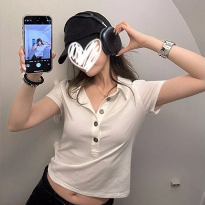 2025年夏季新款韩系穿搭金属扣短袖恤修身显瘦纯欲百搭上衣