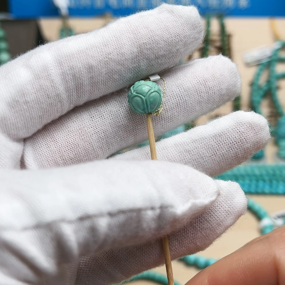 绿松石雕刻未镶嵌