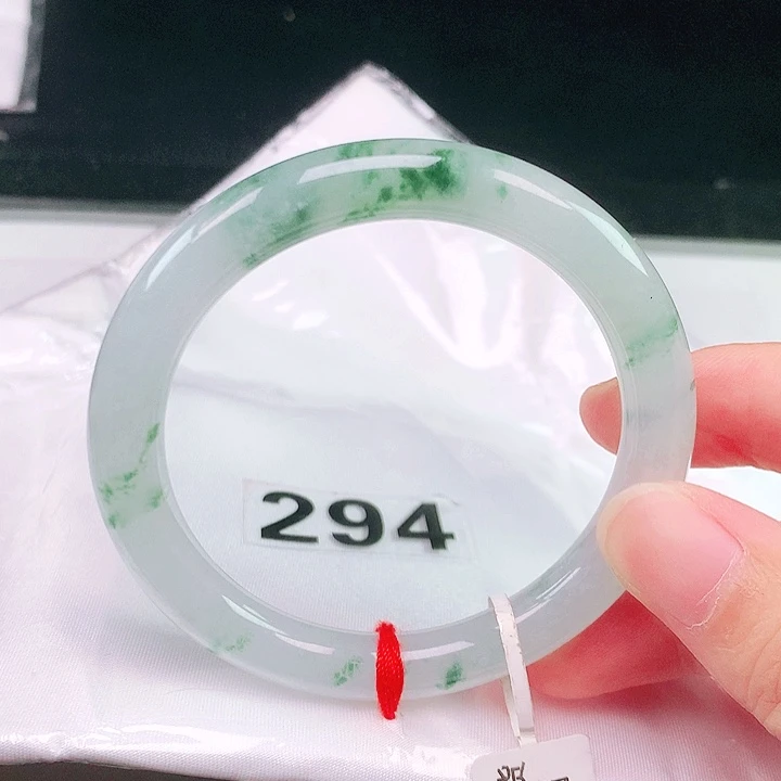 翡翠未镶嵌手镯翡翠手镯