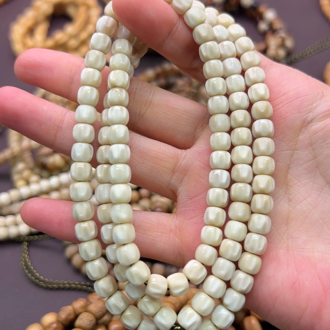 依****吊坠龙脊菩提百香