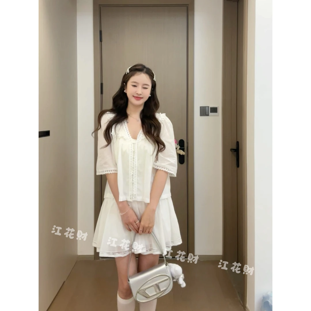 【浪漫序曲】法式设计感蕾丝V领宽松中袖衬衫+松紧腰A版裙裤套装