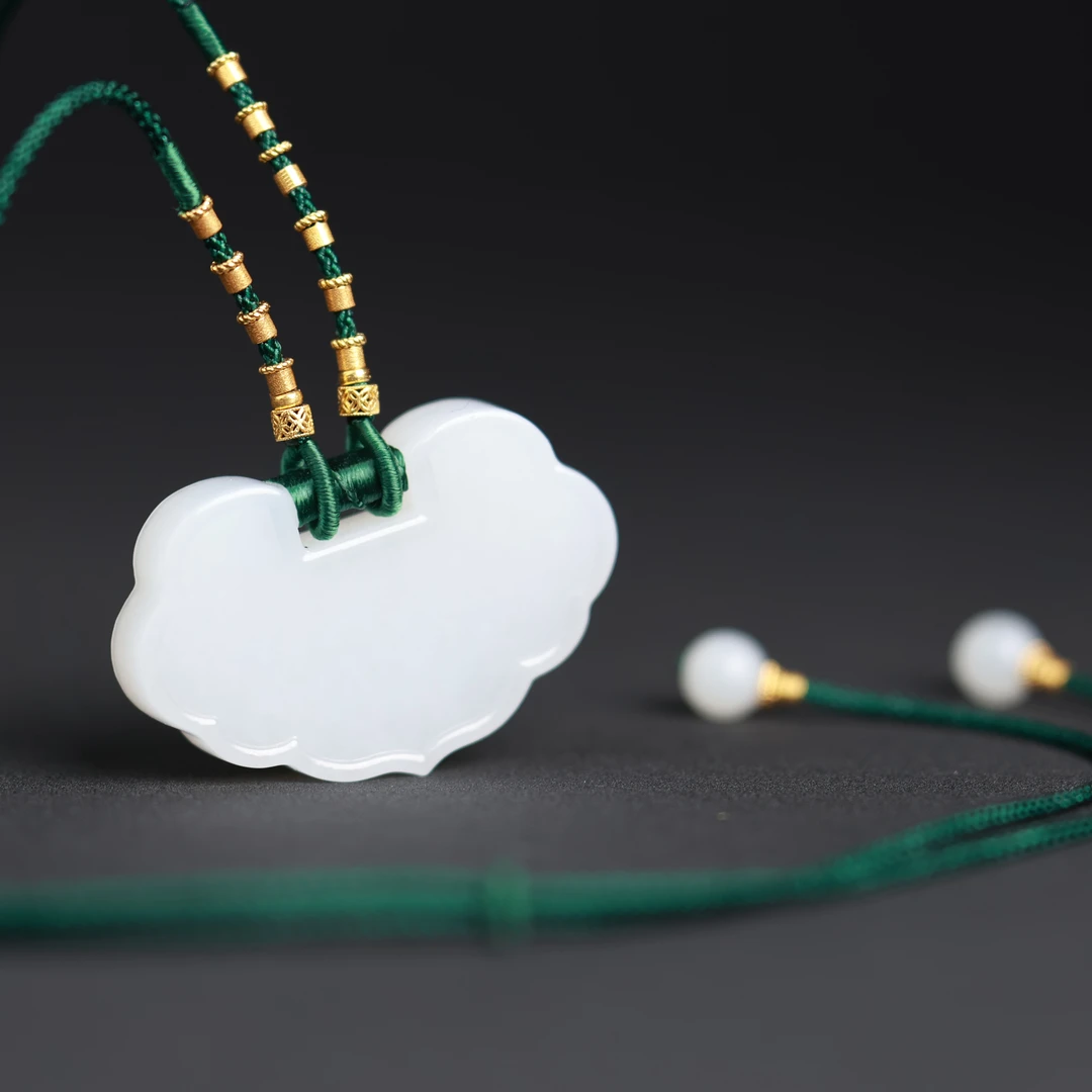 巳巳如意 | 严选精品和田玉高白白玉如意吊坠