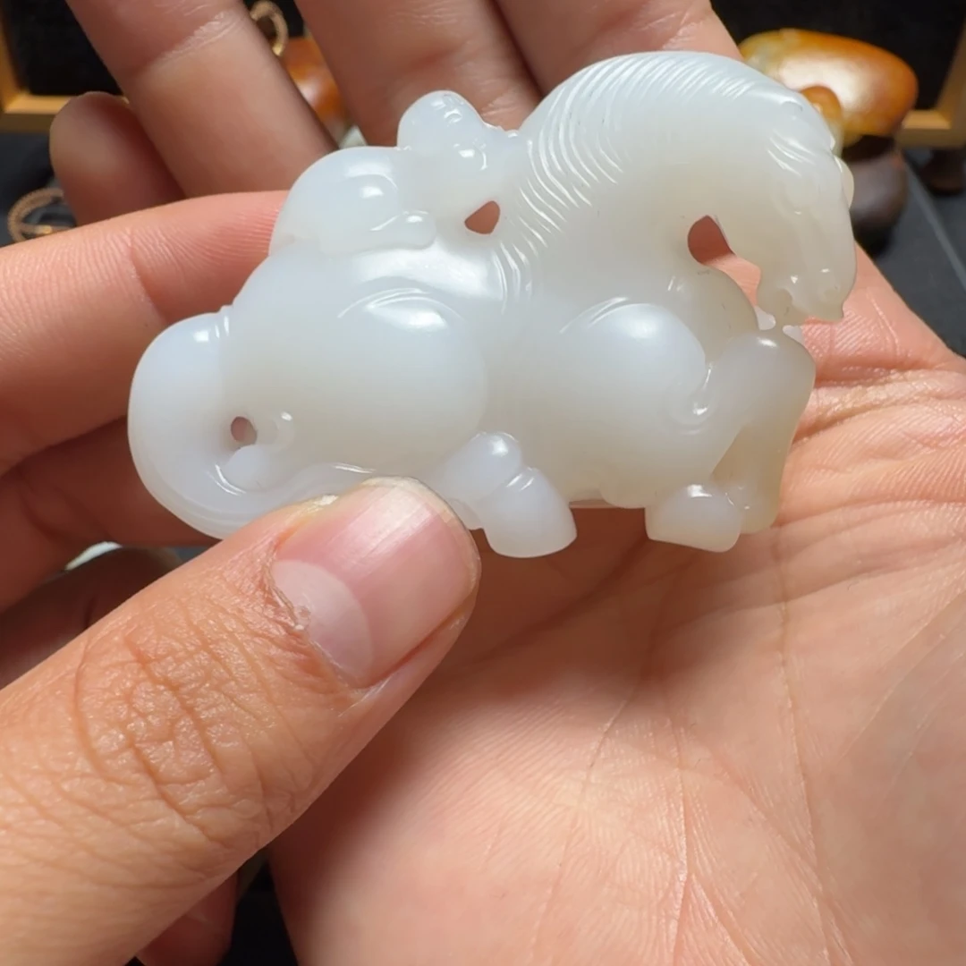 和田玉未镶嵌挂件