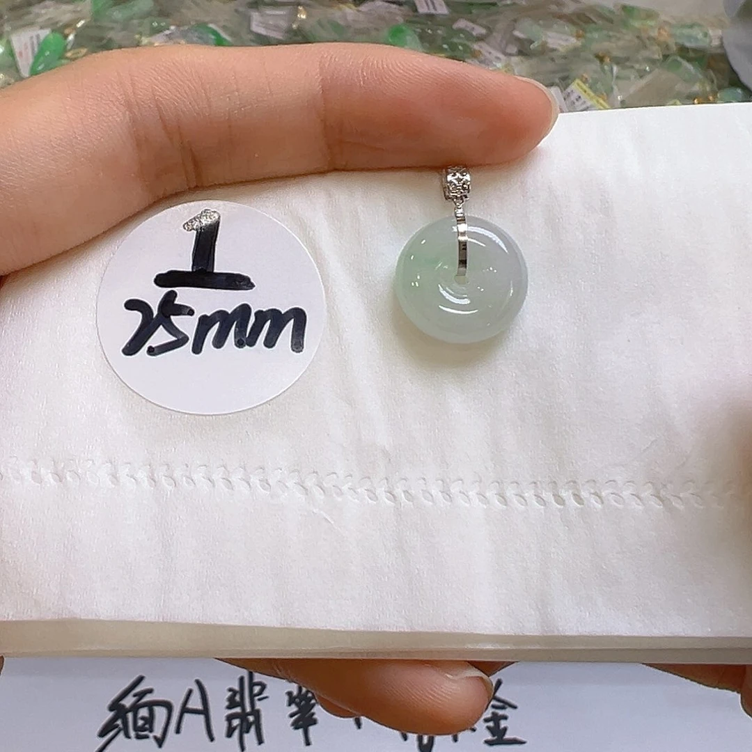翡翠18K金镶嵌吊坠(不含链)翡翠