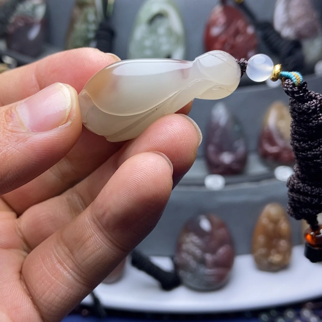 玛瑙/玉髓未镶嵌颈饰