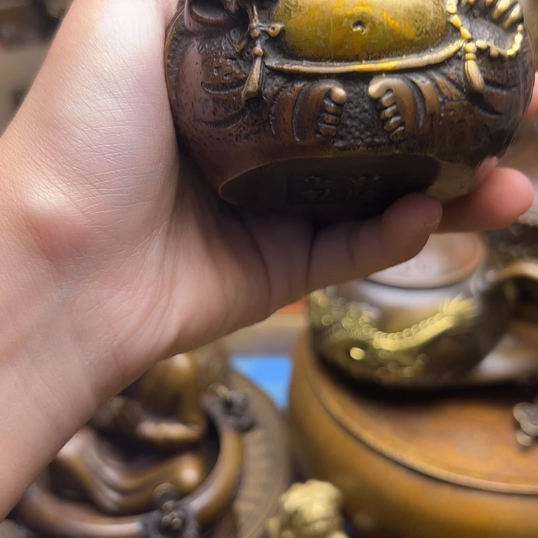 铜器摆件老王直播间