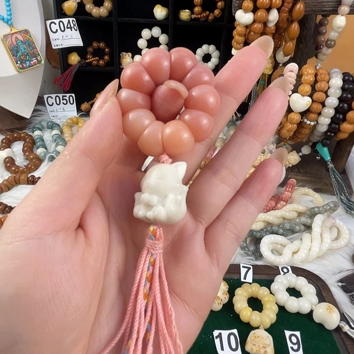 吊坠菩提根/象牙果朱****ಣ