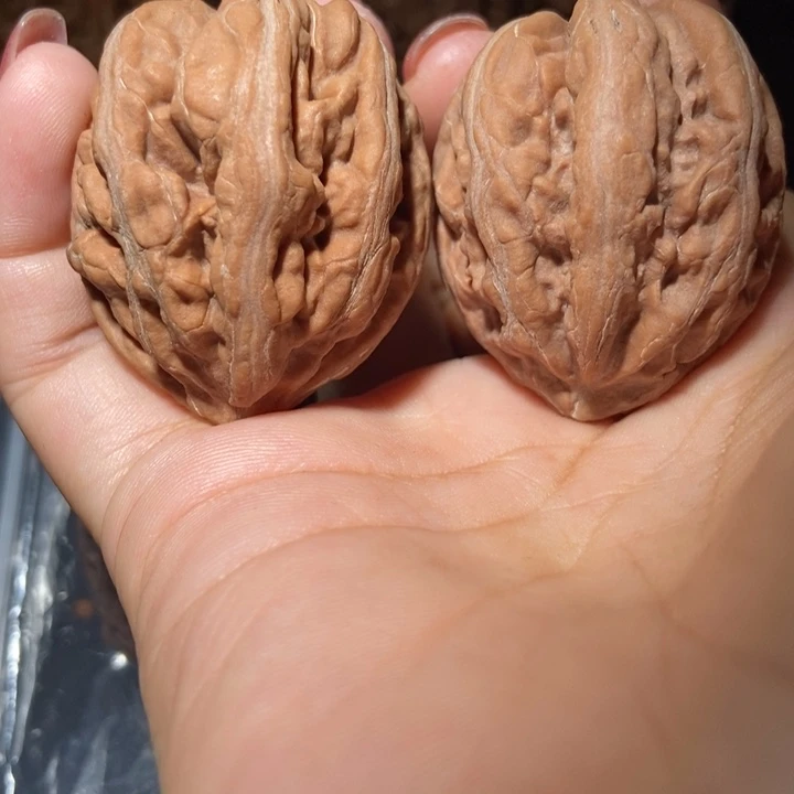 文玩核桃把件东北楸子小雪108