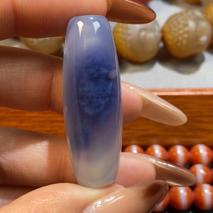 三***环玛瑙/玉髓未镶嵌颈饰