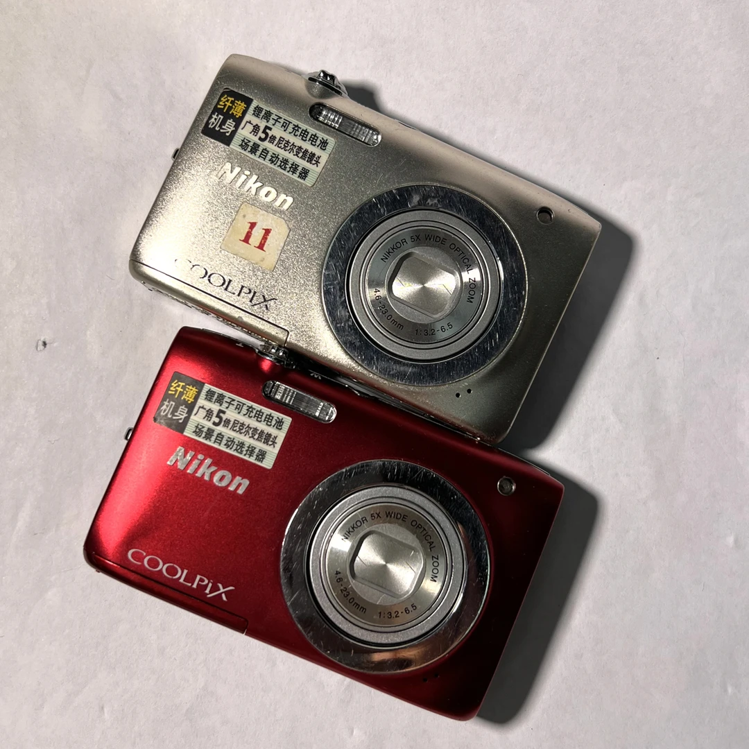 8新 Nikon/尼康 S2600数码相机 屏幕发黄不影响出片