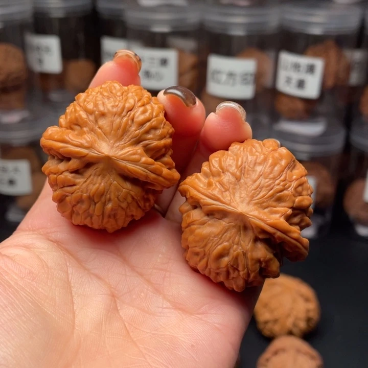 吊坠文玩核桃黄松峪元宝