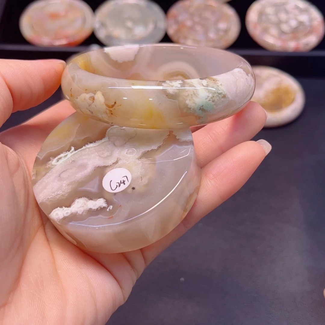 玛瑙/玉髓未镶嵌手镯60