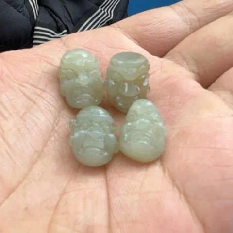 和田玉颈饰未镶嵌乔*厮福利