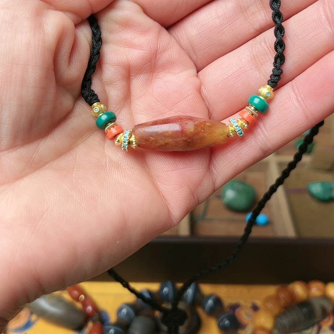 玛瑙/玉髓未镶嵌颈饰