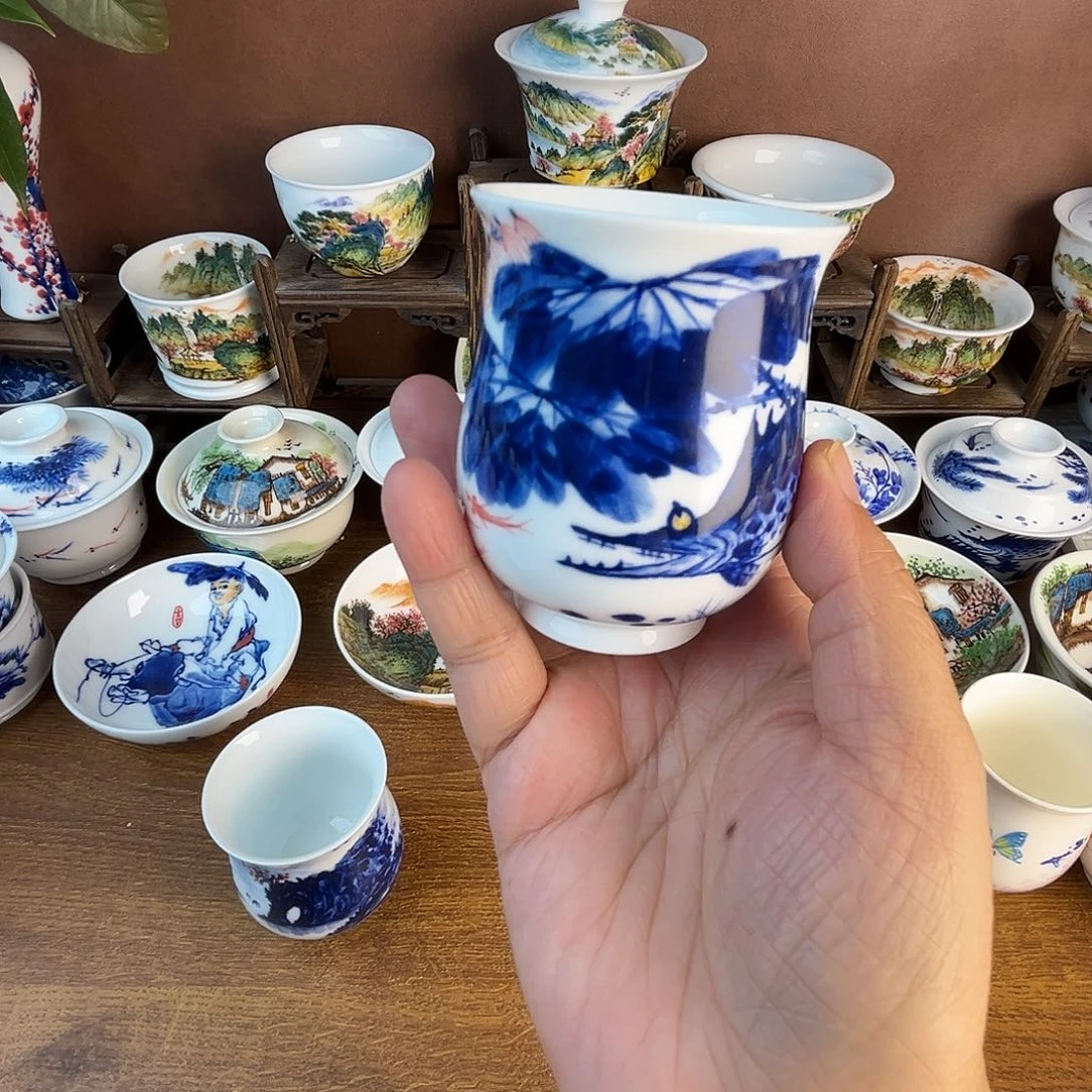 忠意堂釉下彩荷花鱼