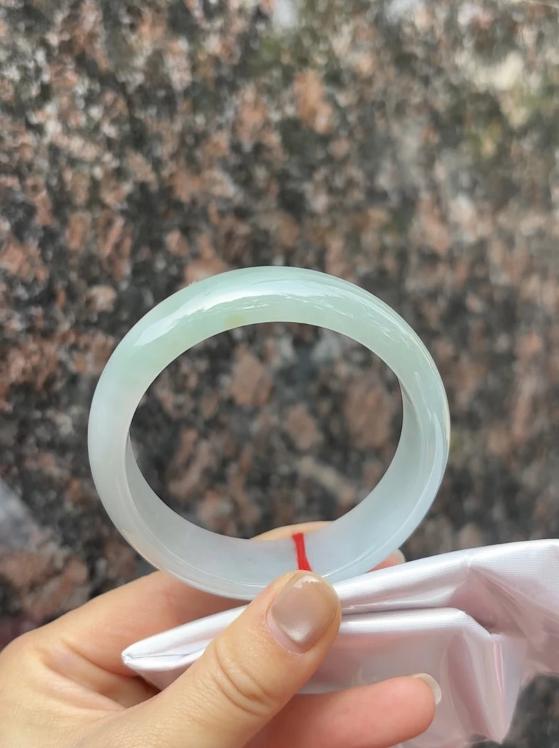 1（上新）冰胶绿水绿轮胎五十七点八圈翡翠a货手镯