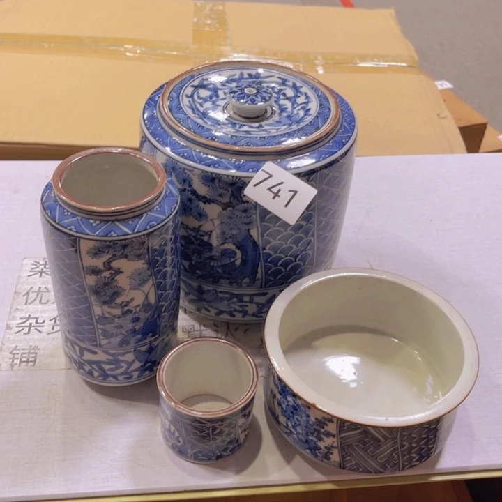 盖碗瓷器的造型和造型也
