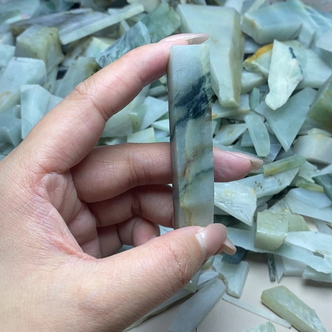 翡翠未镶嵌挂件翡翠