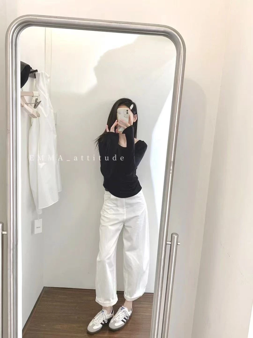 2025春季新款韩系简约黑色圆领上衣百搭高腰显瘦白色裤子两件套