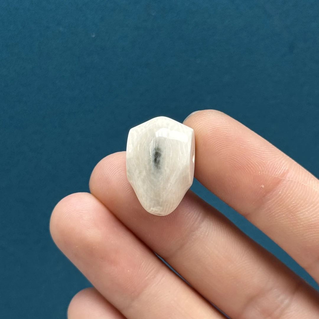 D4508天然猛犸象牙特色鲨鱼背三通13.5mm支持鉴定 假一罚四